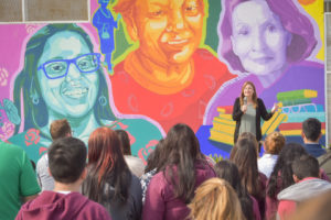 Inauguración del mural “Ellas no fueron pintadas”. Escuela de Educación Secundaria N°5 de América. Partido de Rivadavia. Agosto de 2022